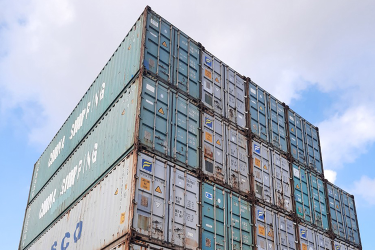 Bãi container Hoàng Sơn